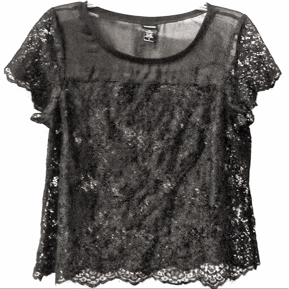 torrid Tops - TORRID lace black shortsleeve blouse size zero